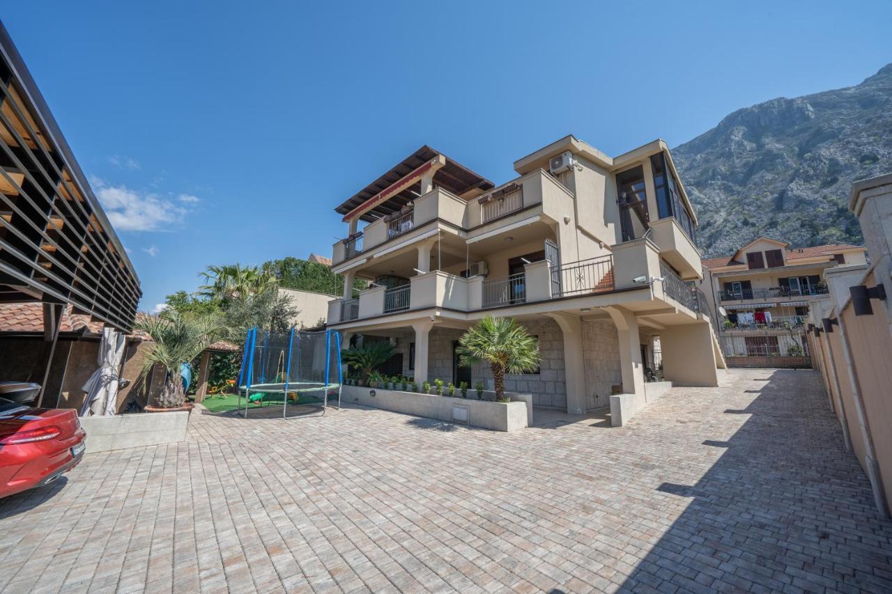 Apartments Milunovic Kotor Buitenkant foto