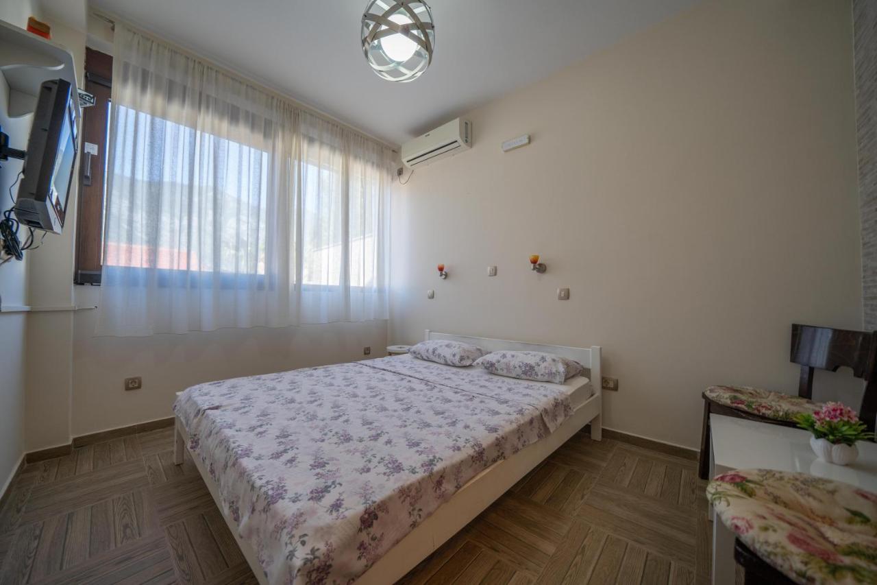 Apartments Milunovic Kotor Buitenkant foto